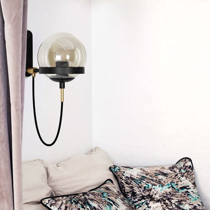 Modern retro wall lamp