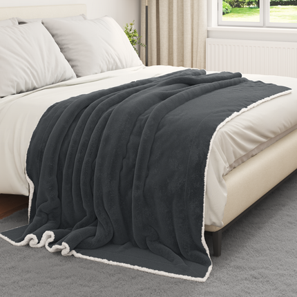 Kastfilt Mörkgrå 150 x 200 cm 1.64 Fleece
