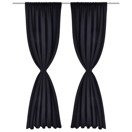 2-pack svarta gardiner med hyskupphängning 135 x 245 cm