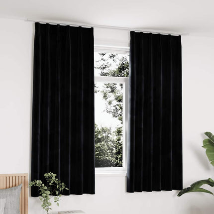 Mörkläggningsgardiner 2 st m. krokar sammet svart 140x175 cm
