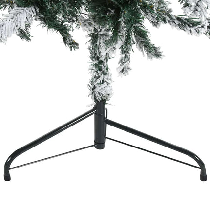 Smal halv plastgran med snö 210 cm