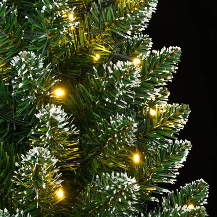 Plastgran smal 300 LEDs 240 cm
