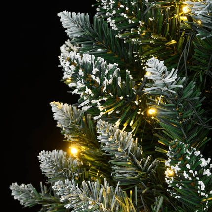 Plastgran 300 LEDs 210 cm