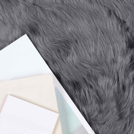 Fuskfäll matta TAFALLA Antracit Ø 160 cm Polyester