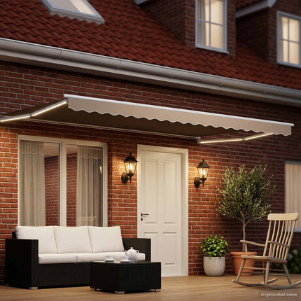 Manuell utdragbar markis med LED-lampor Beige och vit 4,5 × 3 m