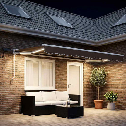 Manuell markisram med LED-lampor Taupe 4,5 × 3,5 m
