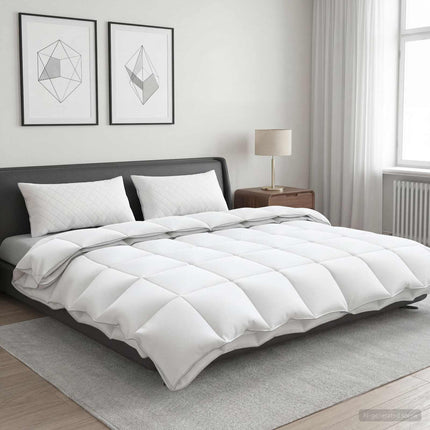 Duntäcke FULDA 200 x 200 cm 4 årstider 310 GSM 90% Gåsdun Vit