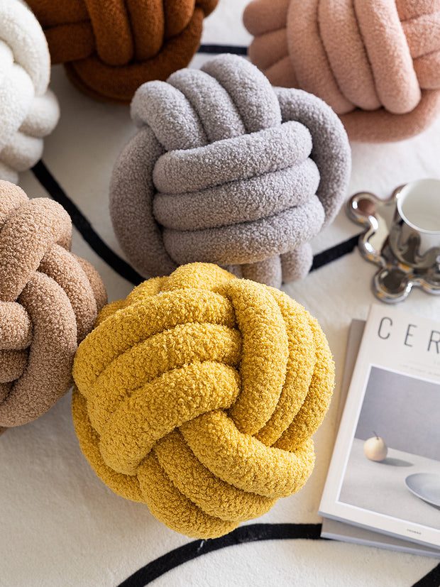 <h2>Textiler & Dekor</h2>